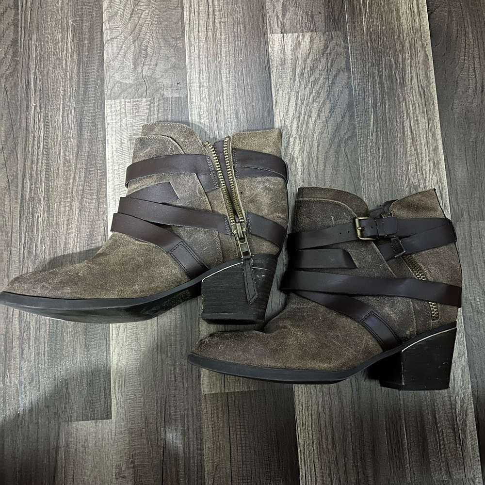 Steve Madden Paiva Size 13 Booties
